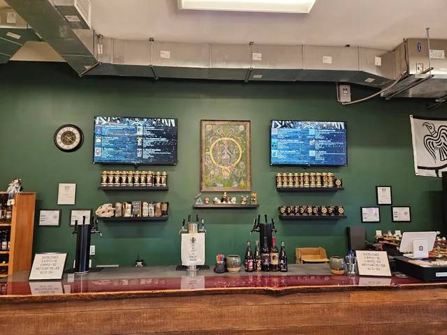 Brimming Horn Meadery / Bear Cult Brewing- SEAFORD