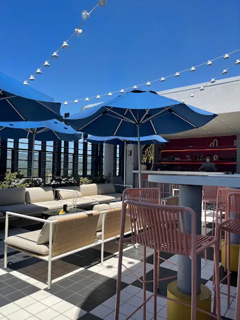 Merrymaker Rooftop Bar