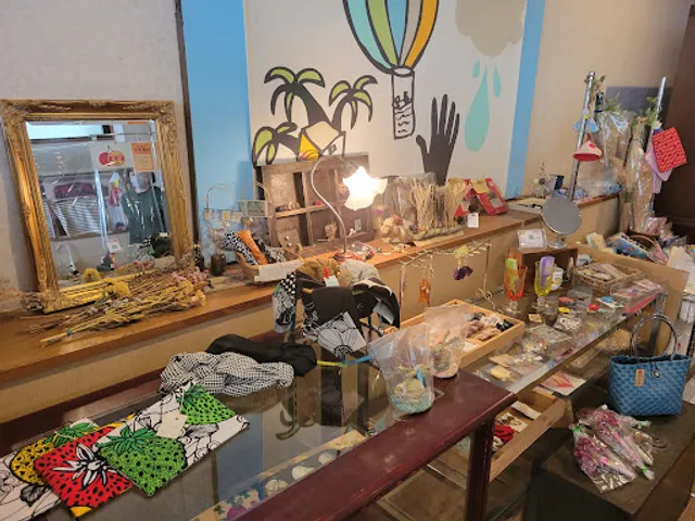 ＪｕＪｕ・マルシェ．カフェレストラン