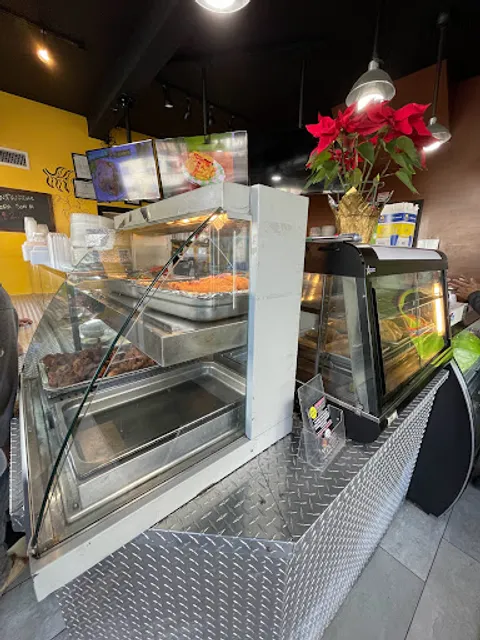 Los Monos Restaurant - formerly 3 Monkeys