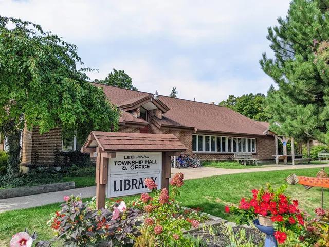 Leelanau Township Library