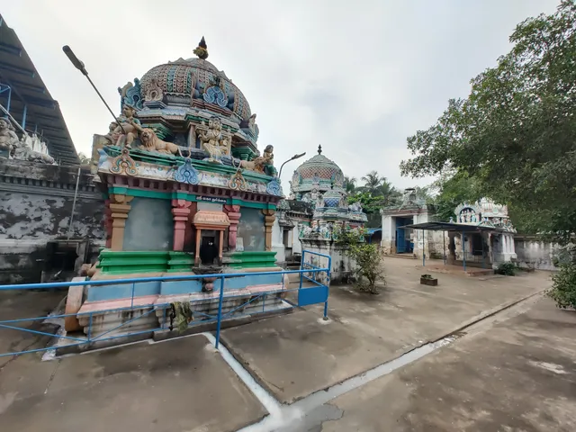 Arulmigu Vedanthanayaki sametha Sri Viswanatha Swamy Temple, Thepperumanallur.