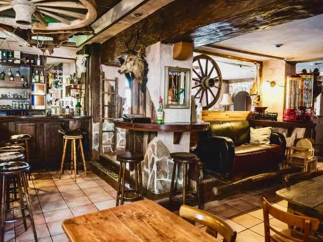 Red Barn | Western BBQ Restaurant