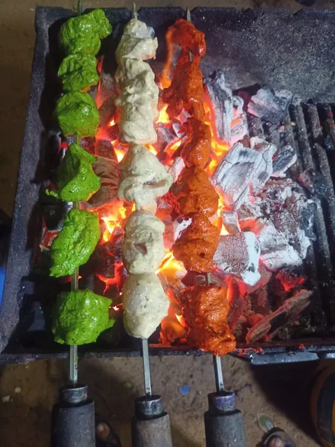 Abraa Kolkata Special Chicken Roll