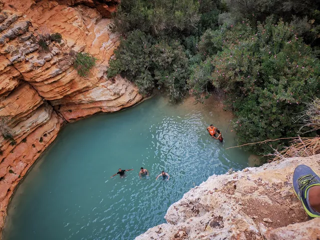 عين الدبوسية