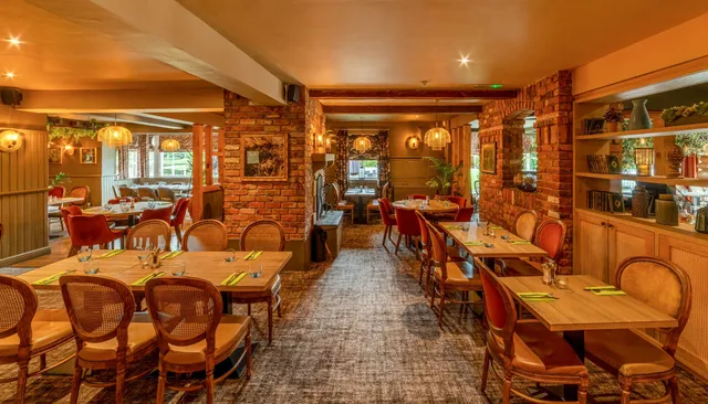 Ego at Stanney Oaks, Little Stanney