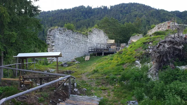 Gutenberk castle (Altgutenberg, Old Gutenberk)