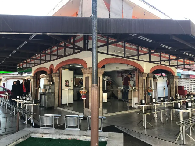 Los Alteños