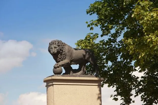 Swedish lion statue in Narva
