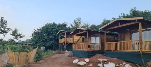 Goat Bungalow and Camping