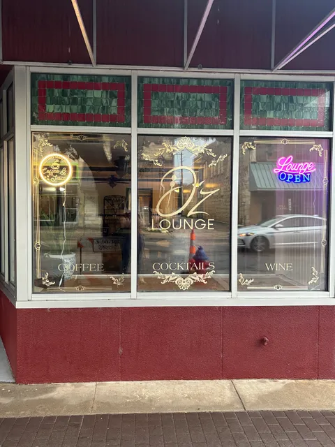 D'z Lounge Coffee & Cocktails