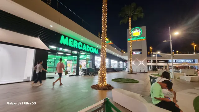 C.C Parque Santiago 6