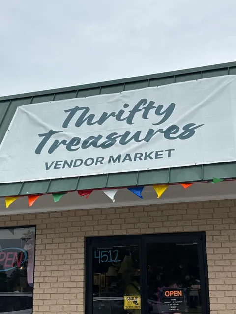 Thrifty Treasures - Vendor Market