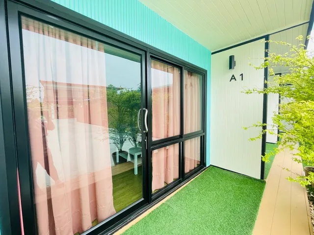 BAN SUAN KRATOM CAFE & RESORT CO., LTD.