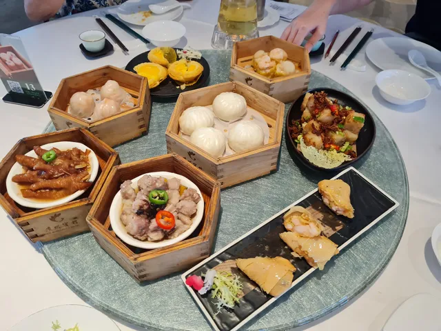 Grand Cloud Palace Restaurant