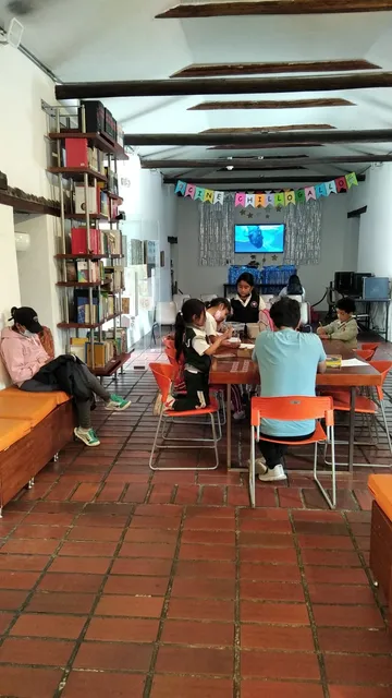 Centro Cívico Cultural Museo y Biblioteca Mariscal Sucre