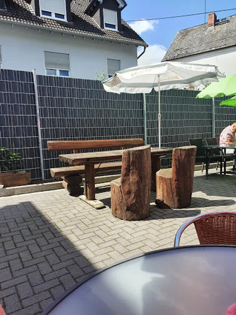 EINRICHSCHÄNKE KATZENELNBOGEN