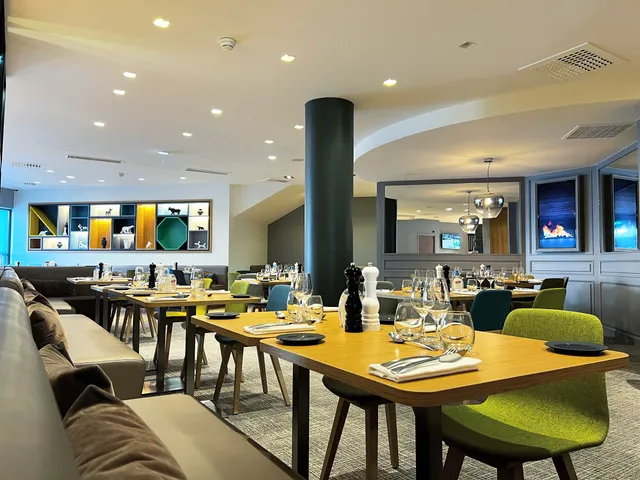 Restaurant Gallery 412