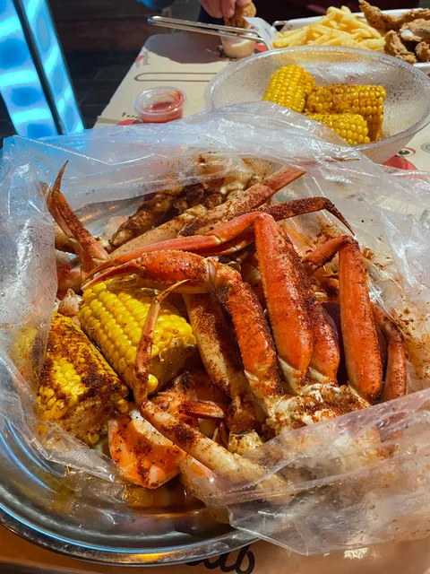 Hungry Crab Juicy Seafood & Bar Restaurant Orlando