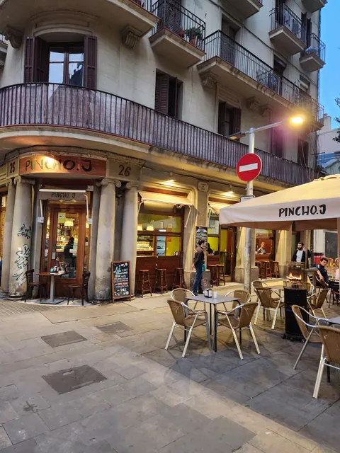 Pincho J