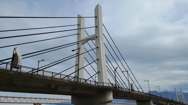 Chikumabashi Ryokuchi Park