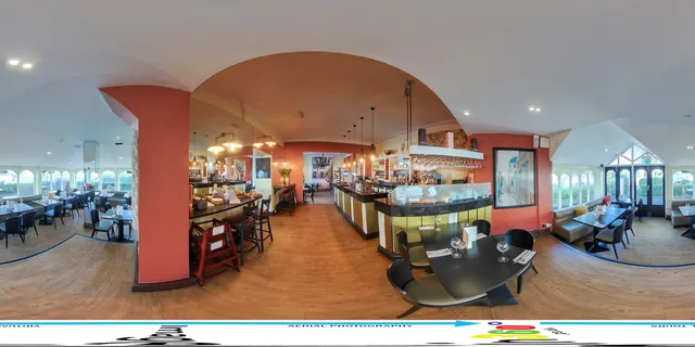 Le Patio Restaurant & Bar