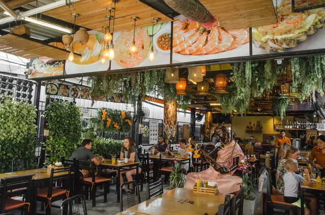 Elephant Cafe' by Tan