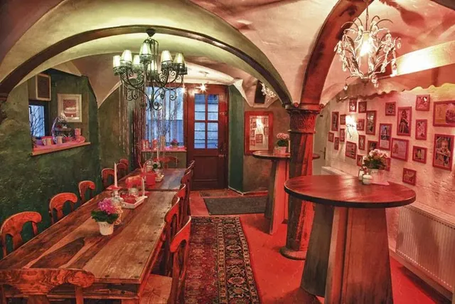 SISSI confectionery & Café