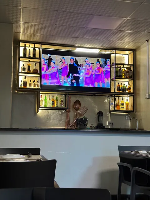 Smoke Stack Restaurant & Bar