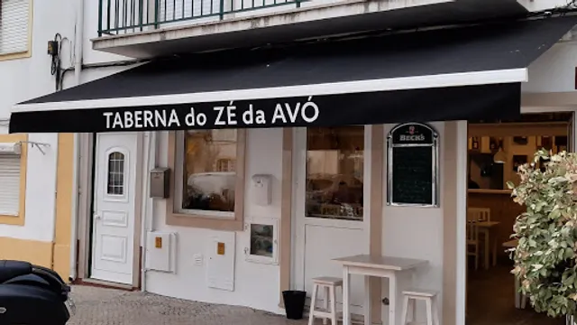 Modern Tavern Zé d'Avó