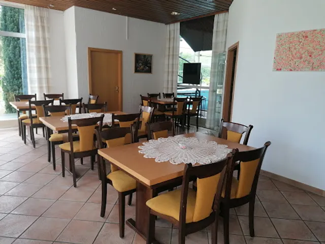 Gaststätte Rose am Hallenbad