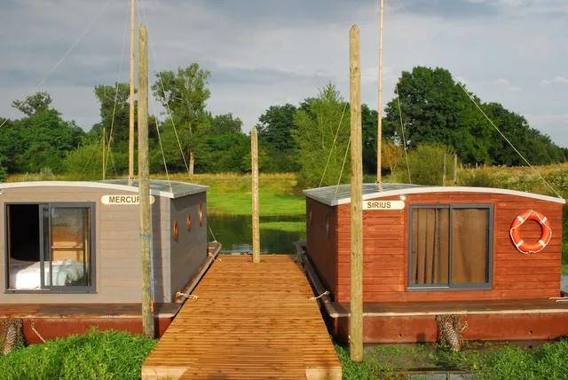 Village Toue Des Demoiselles - Slowmoov