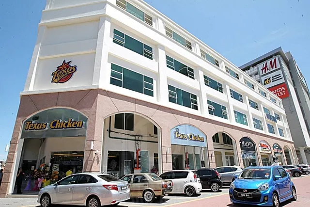 Texas Chicken Aman Central