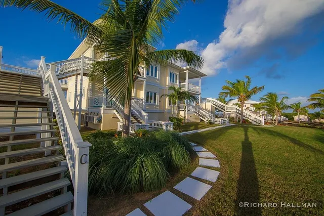 Buttonwood Reserve Condominiums