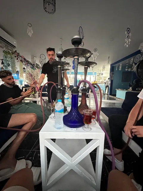 Blue garden café & restaurant