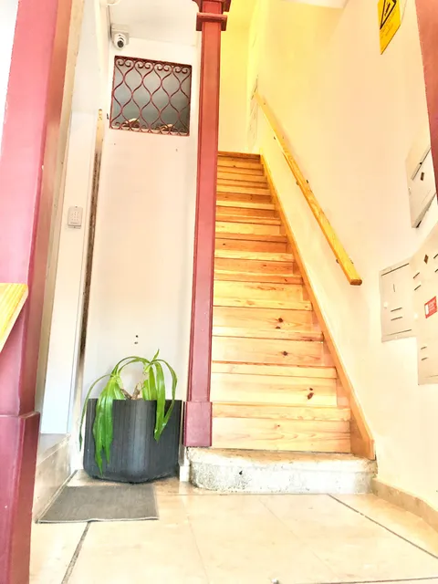 Frank´s House & Happy