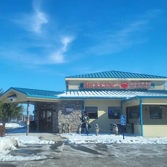 Shaking Seafood & Wings