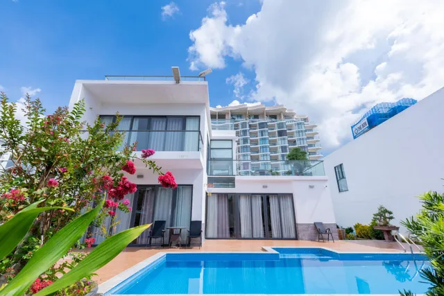 Seaside Winner Pool Villa Vung Tau
