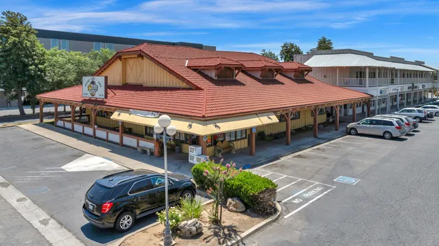 The Barnyard Shopping center