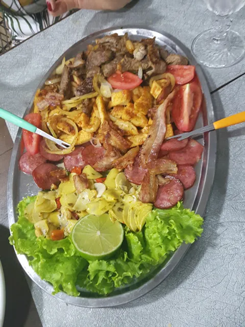 Lana Lanches Restaurante e Pizzaria