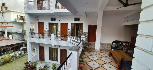 STAYWELL COTTAGE HOME STAY