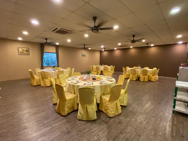 Restoran Shan Ming Impian Emas 鐥洺海鲜楼