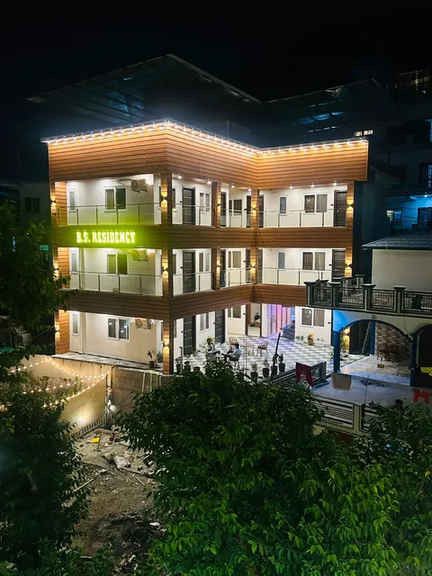 La Casa Bonita - Boutique HomeStay And Wellness Retreat Upper Tapovan