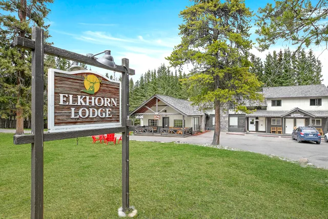 Elkhorn Lodge