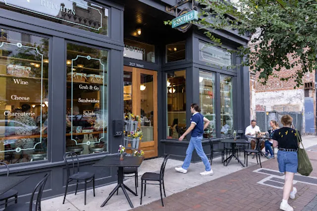 Dottie's Market Savannah