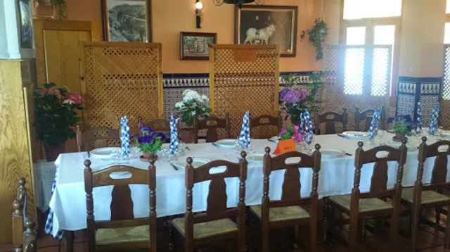 Mesón Media Luna. Restaurante