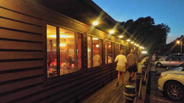 Bay Hundred Seafood Inc