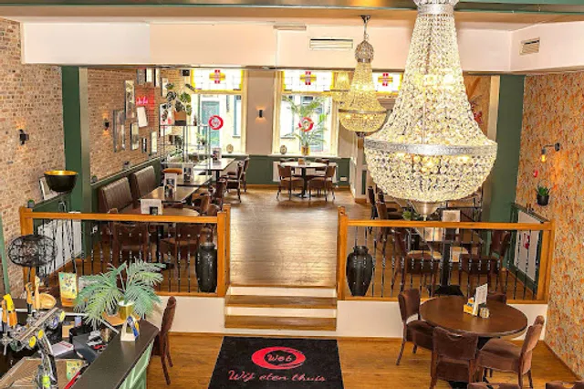 Wij eten thuis (Wet Surinaams Restaurant)