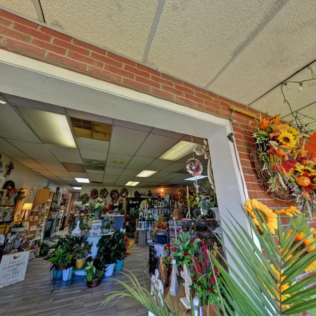 Blossoms Flowers & Gifts