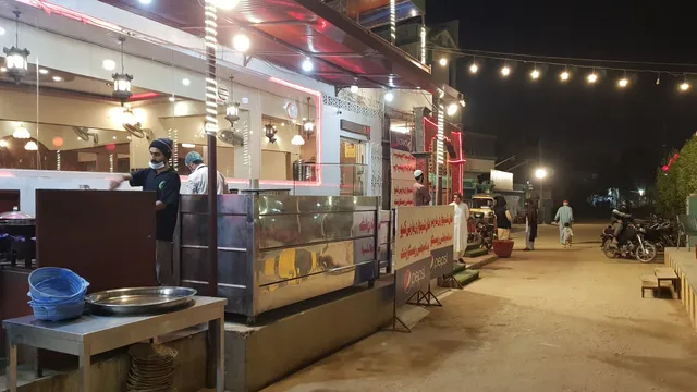 Khan Shinwari Bar B. Q. & Family Restaurant